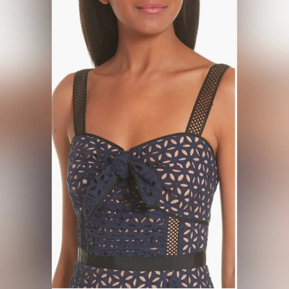 SELF-PORTRAIT Navy Petal Broderie Dress Size US 4 - Picture 3 of 12
